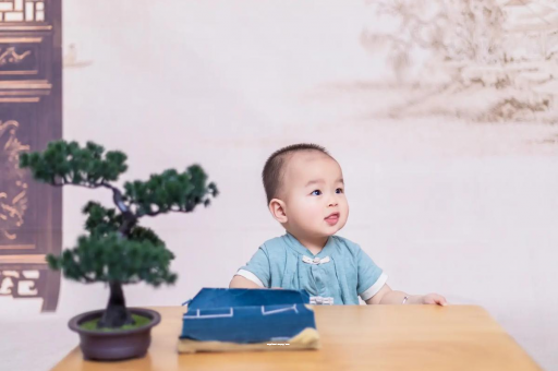 安吉怀孕为啥肚子会长毛
